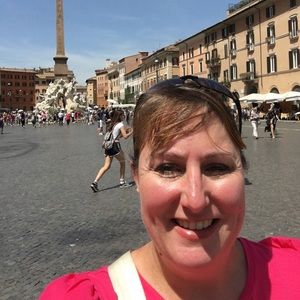 Meet your Posher, Robyn